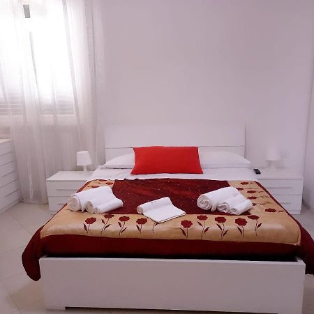 Hotel Casa Eraldo à Castellaccia Extérieur photo