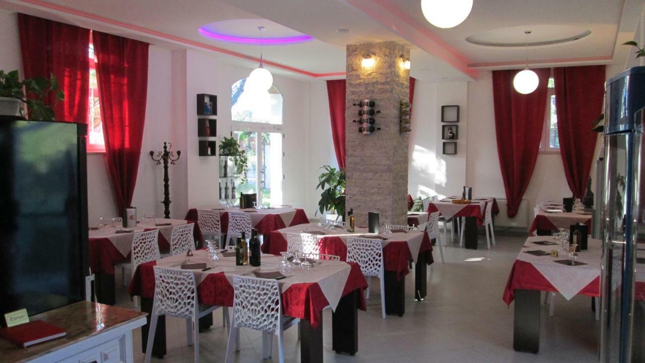 Hotel Casa Eraldo à Castellaccia Extérieur photo